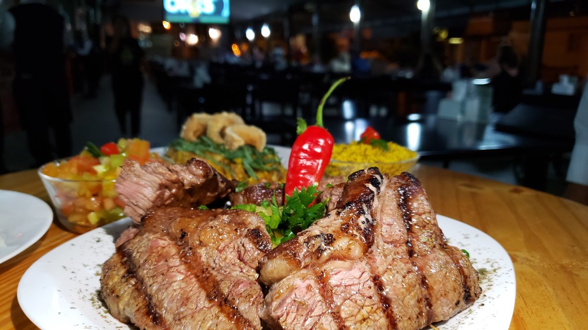 CARNE SERENADA ANGUS COM GUARNIÇÕES (1,2kg)