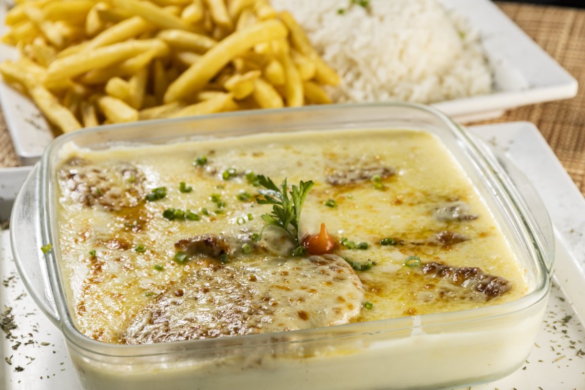FILET DE FRANGO AO CATUPIRY DA CASA