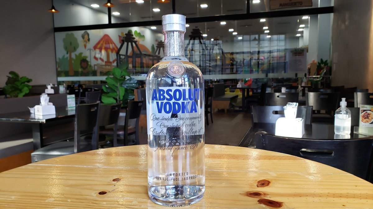 VODKA ABSOLUT